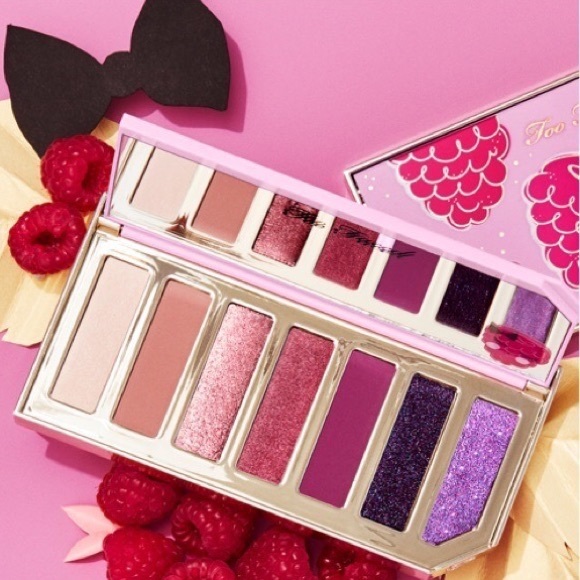Too faced Razzle Dazzle Berry Eyeshadow Palette - Picture 3 of 3